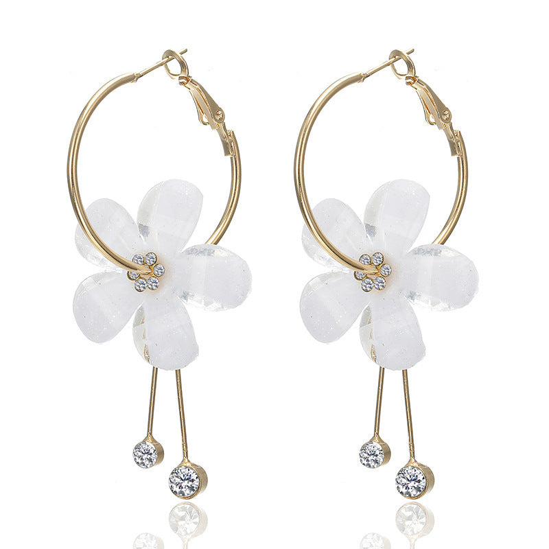 Five-petal Wreath Long Round Earrings